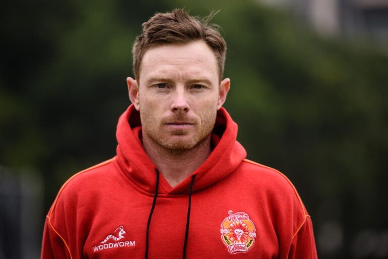 Sri Lanka has appointed Ian Bell as batting coach for their 3-match Test series against England.