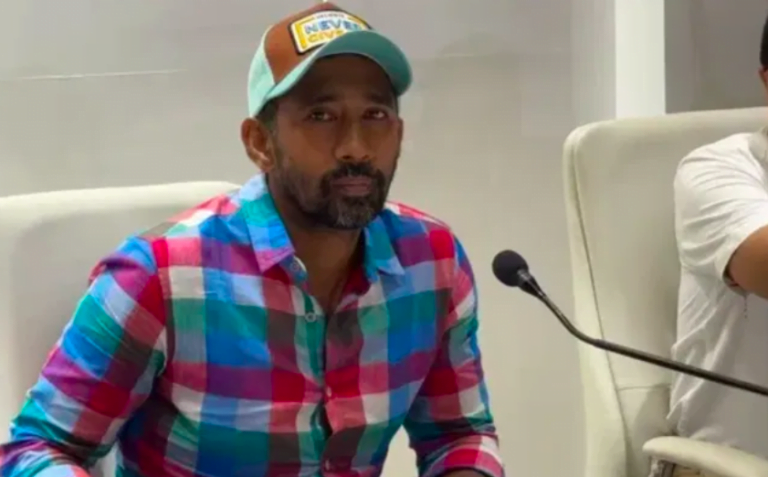 Wriddhiman Saha returns to Bengal and promptly reveals his plans to retire from cricket.