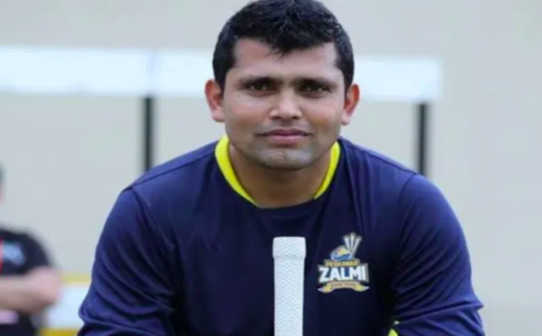 Kamran Akmal has criticized Pakistan for favoritism ahead of the first Test against Bangladesh.