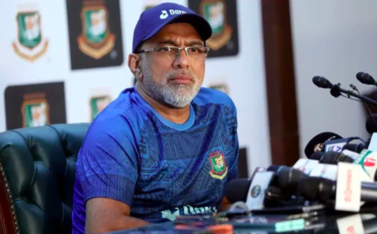 Bangladesh head coach Chandika Hathurusingha issues a stern warning to Pakistan ahead of the 1st Test.